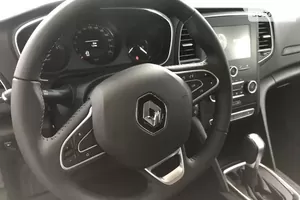 Кожаный мультифункциональный руль